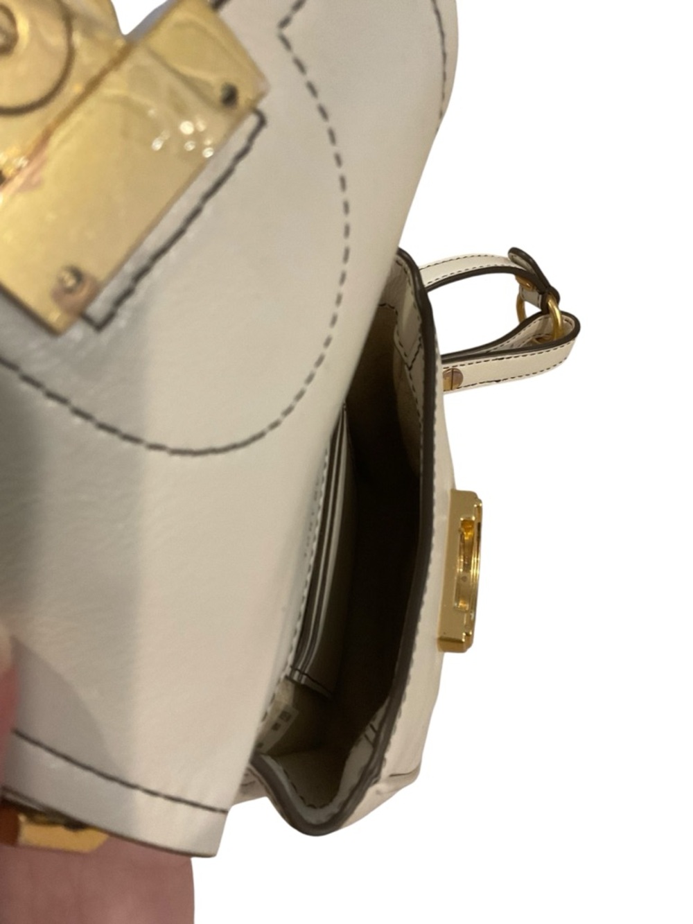 Tory Burch James leather phone purse - Picture 8 of 10